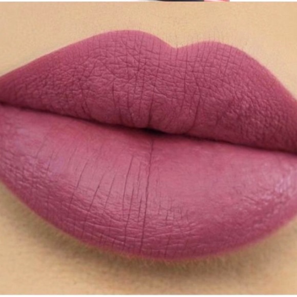 NEW Kylie Jenner Cosmetics Matte Lip Kit POSIE K - Picture 2 of 11